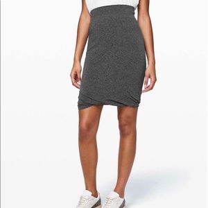 Lululemon Boulevard Bliss ruched skirt